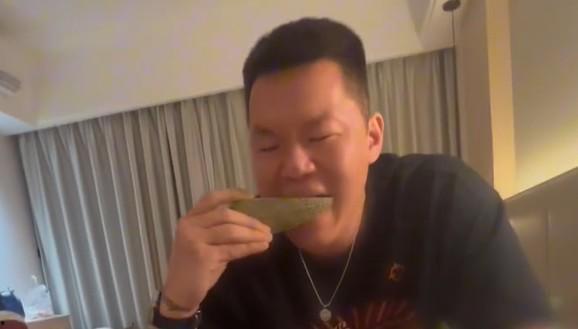 名人直播吃瓜视频,名人效应下的美食盛宴