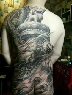 吃瓜女纹身师视频大全,吃瓜女纹身师视频大全赏析