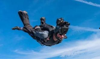 摄影师拍吃瓜视频,摄影师捕捉吃瓜瞬间