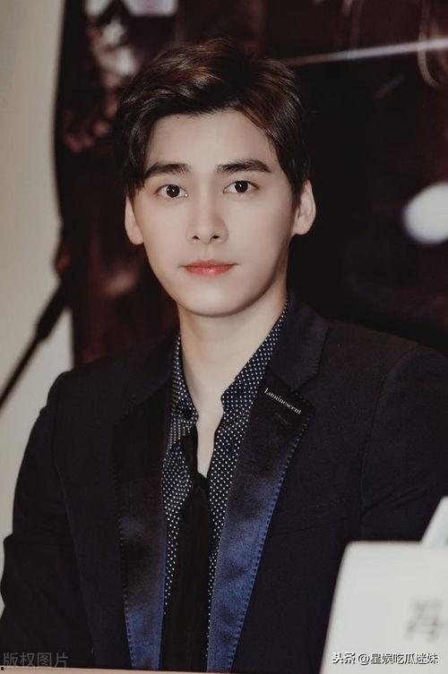 鹿晗爆料吃瓜事件视频,幕后真相大曝光